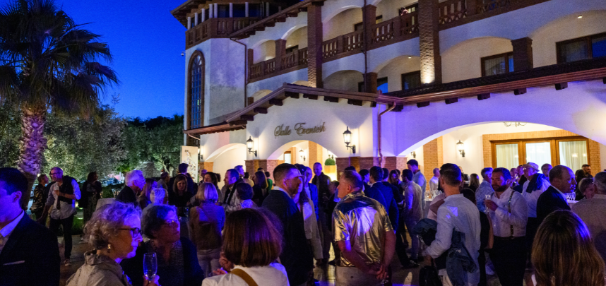 Soirée de séminaire en Albanie