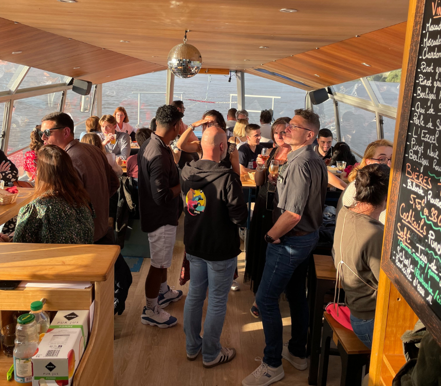 Soirée collaborateurs sur une péniche