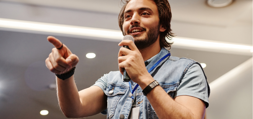 Le conférencier connu